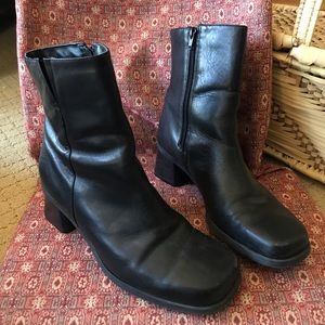 90s style black booties